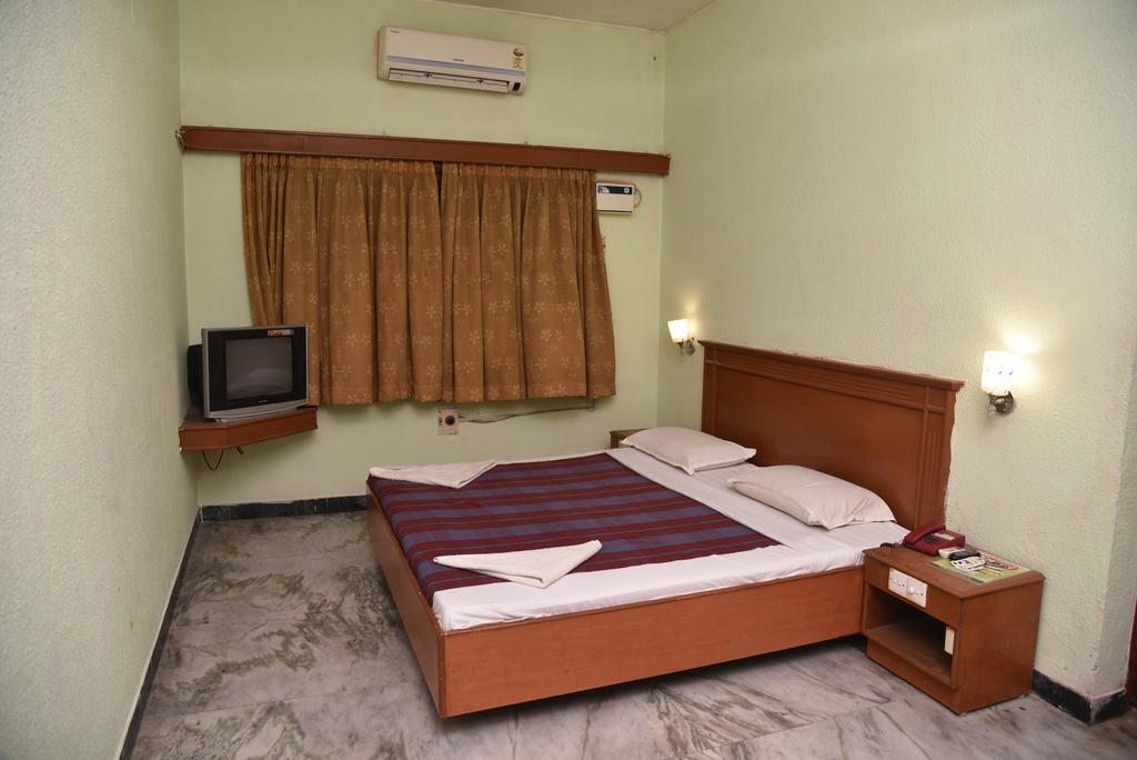 Hotel Green Park Kumbakonam Zimmer foto